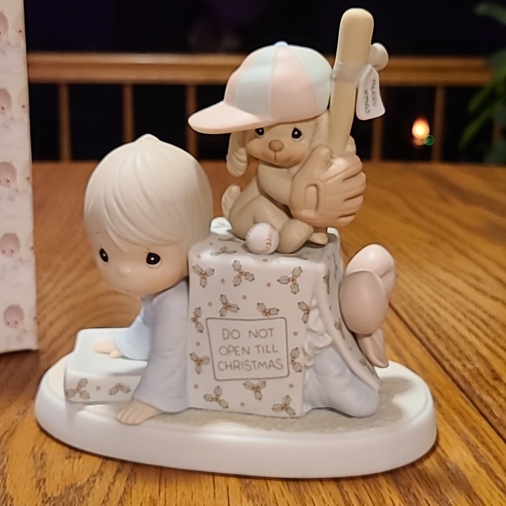 Precious Moments Wishing You A Very Successful Season Figurine